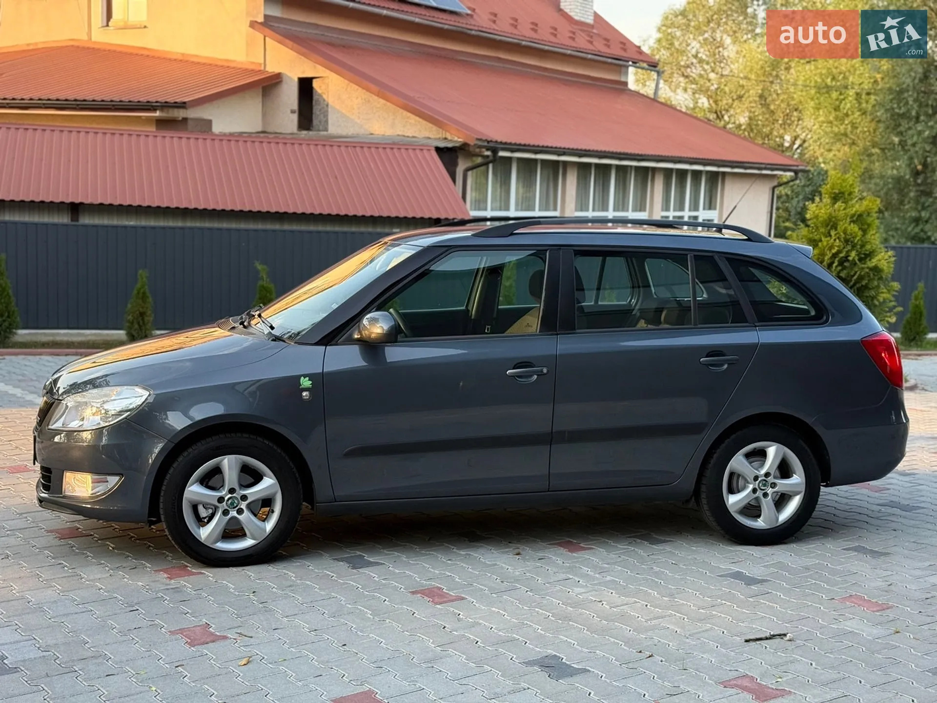 2011 Skoda Fabia - мініатюра 4