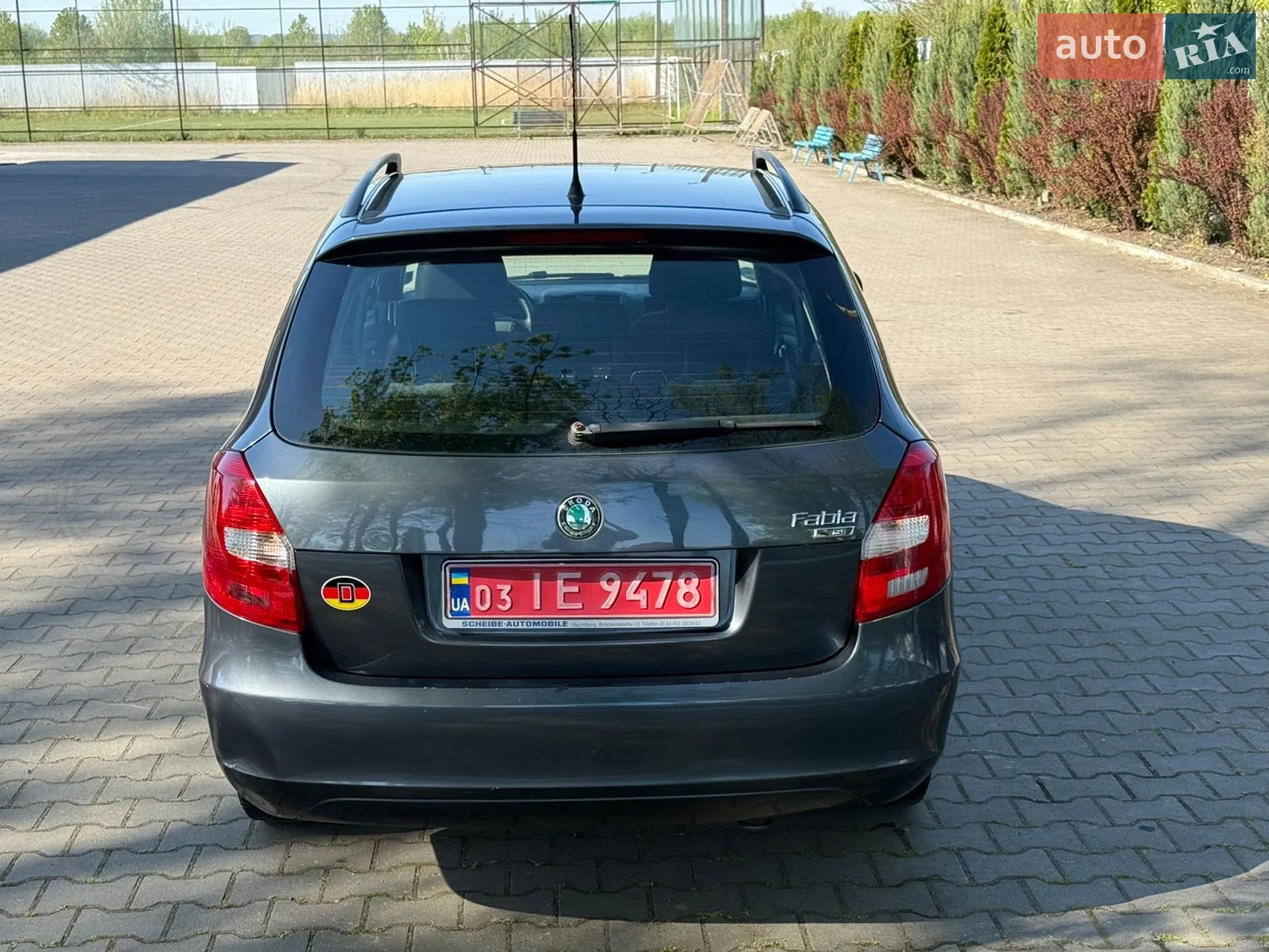 2010 Skoda Fabia - мініатюра 12