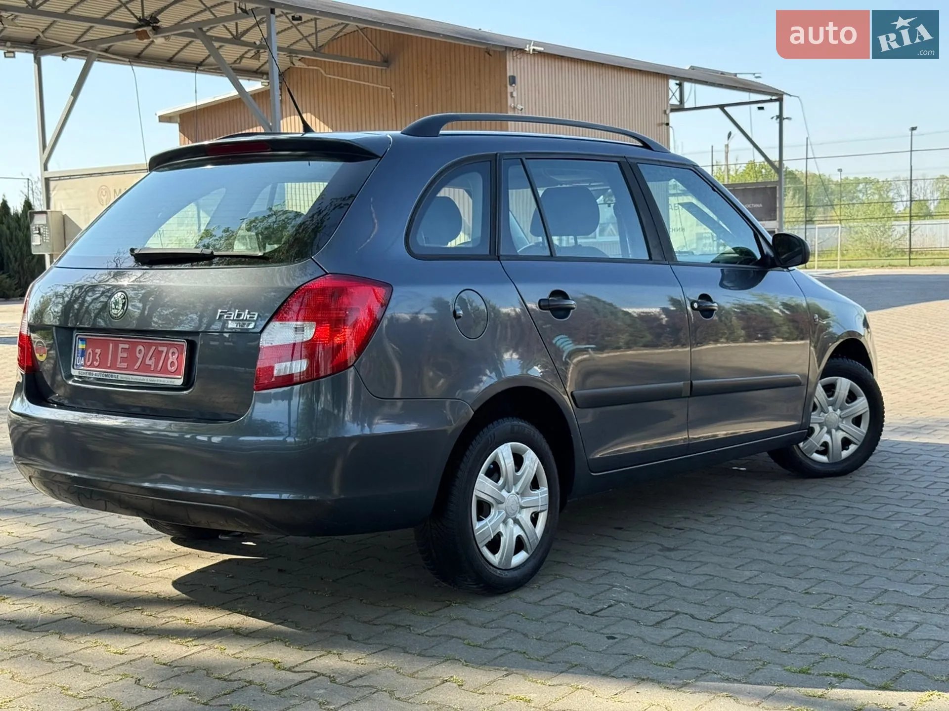 2010 Skoda Fabia - мініатюра 112