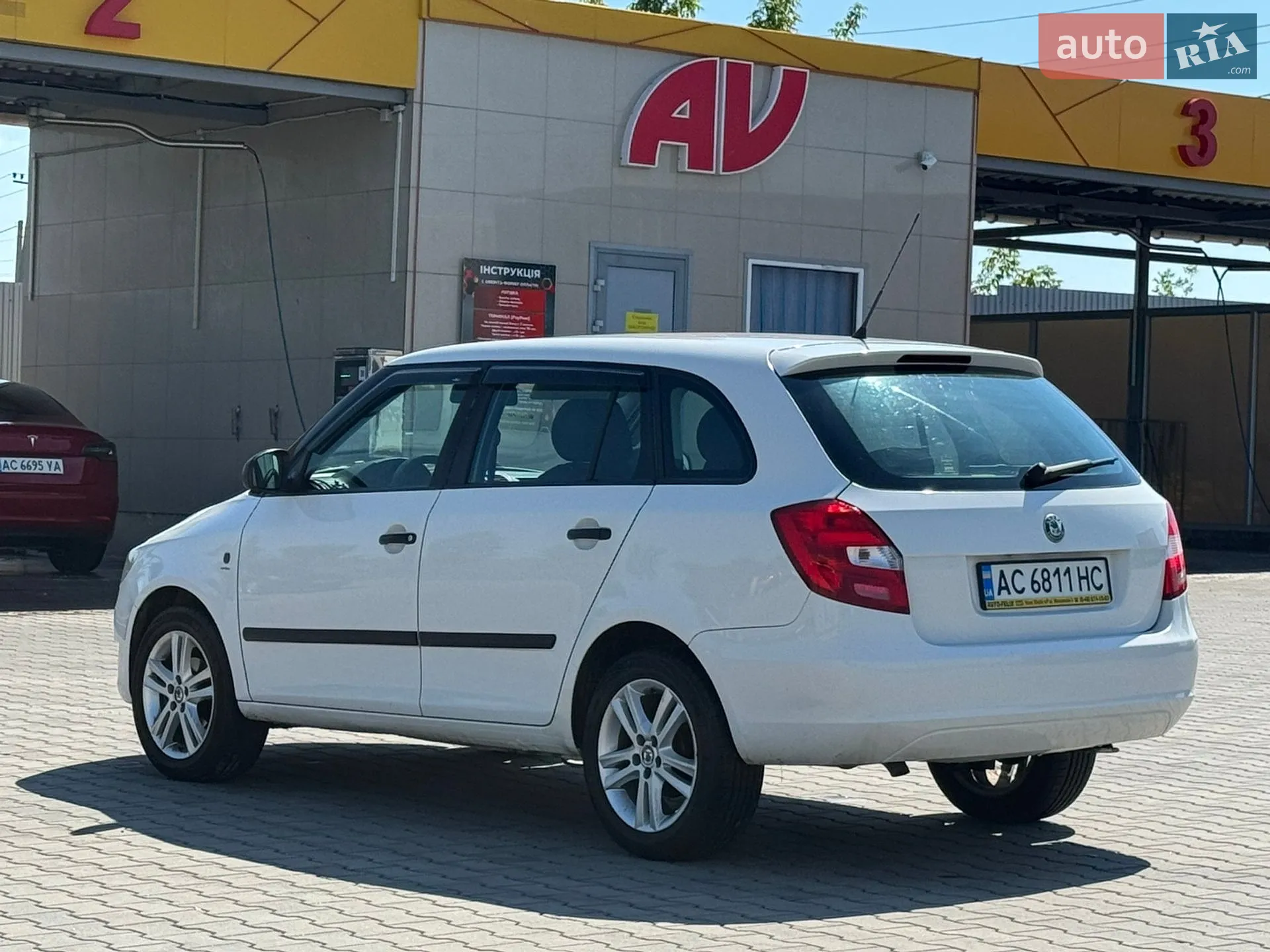 2010 Skoda Fabia - мініатюра 6