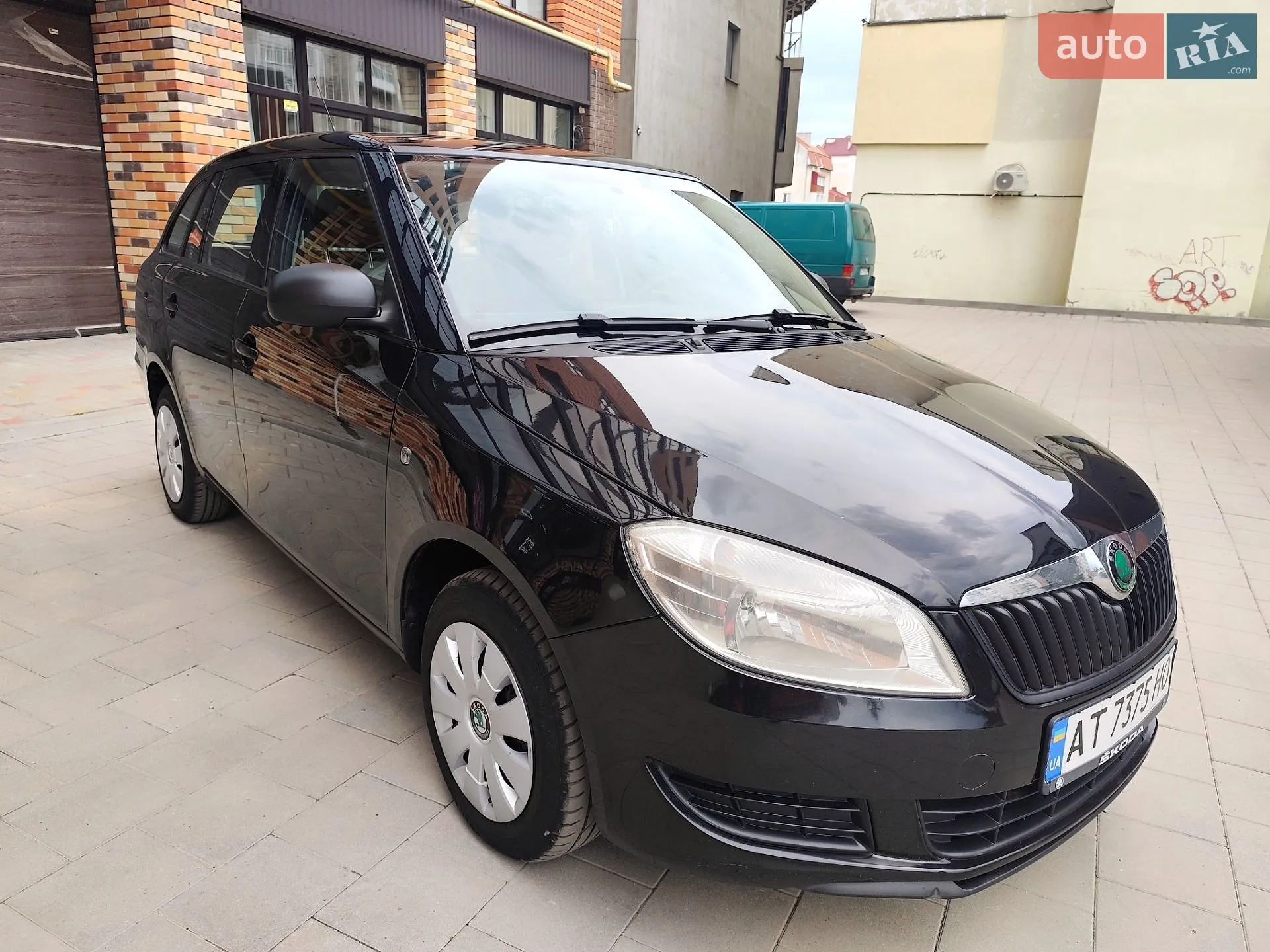 2010 Skoda Fabia - мініатюра 5
