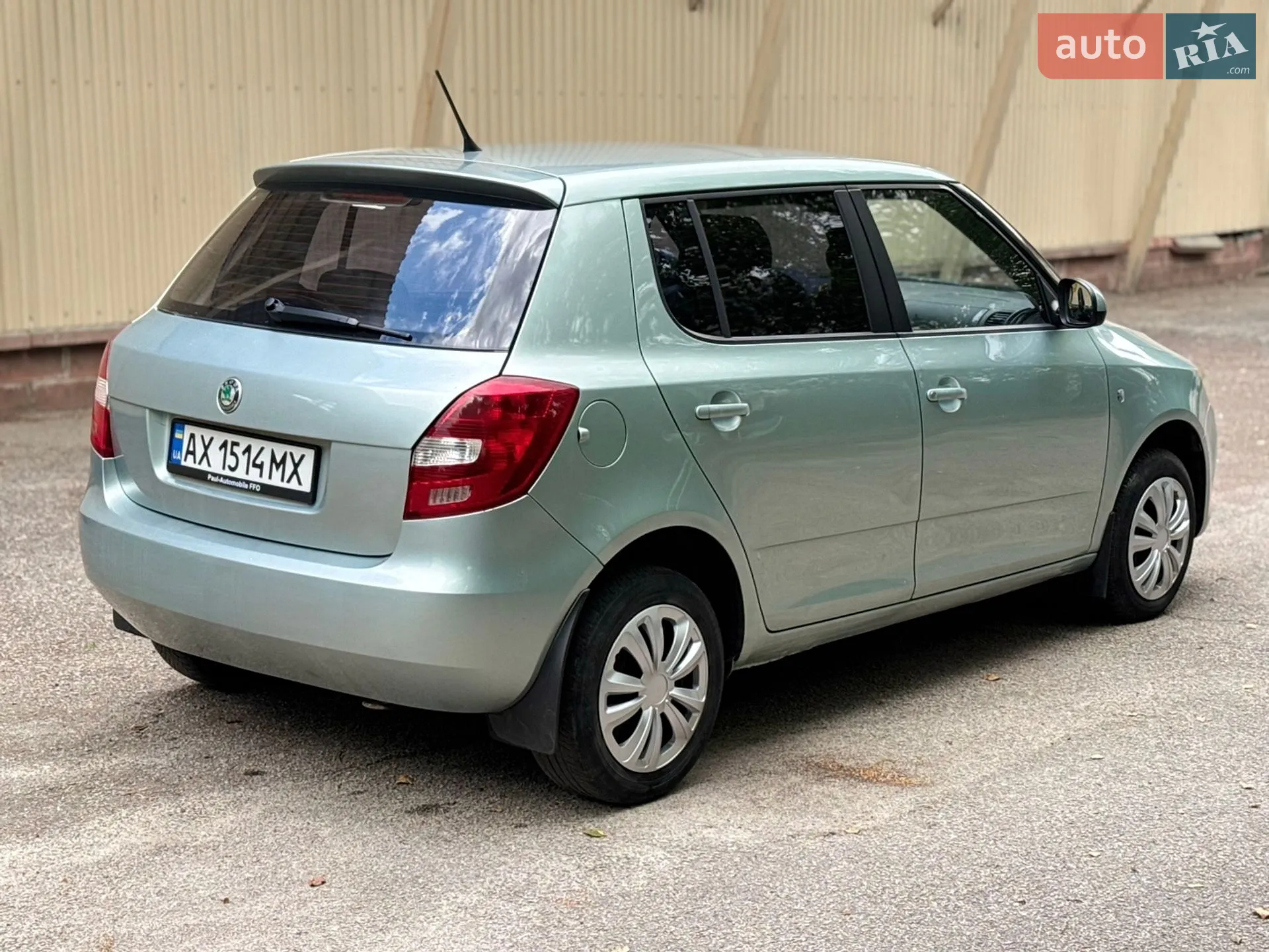 2011 Skoda Fabia - мініатюра 5