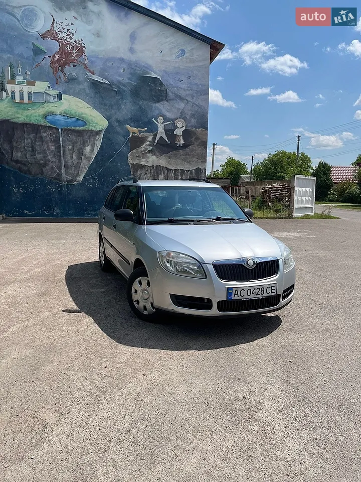 2011 Skoda Fabia - мініатюра 51