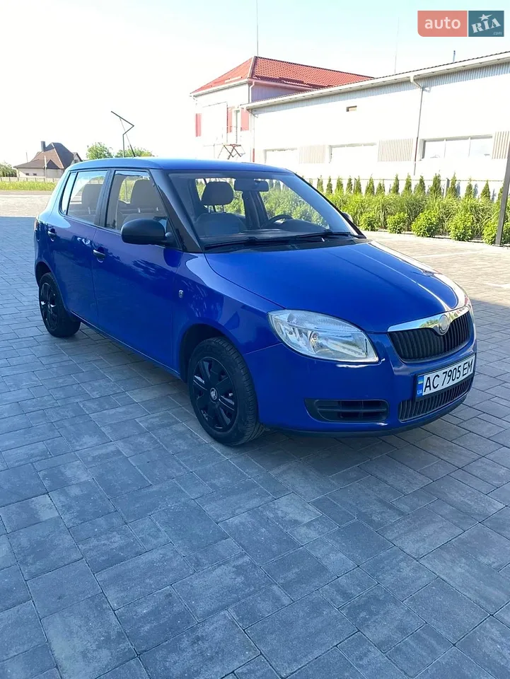 2010 Skoda Fabia - мініатюра 20
