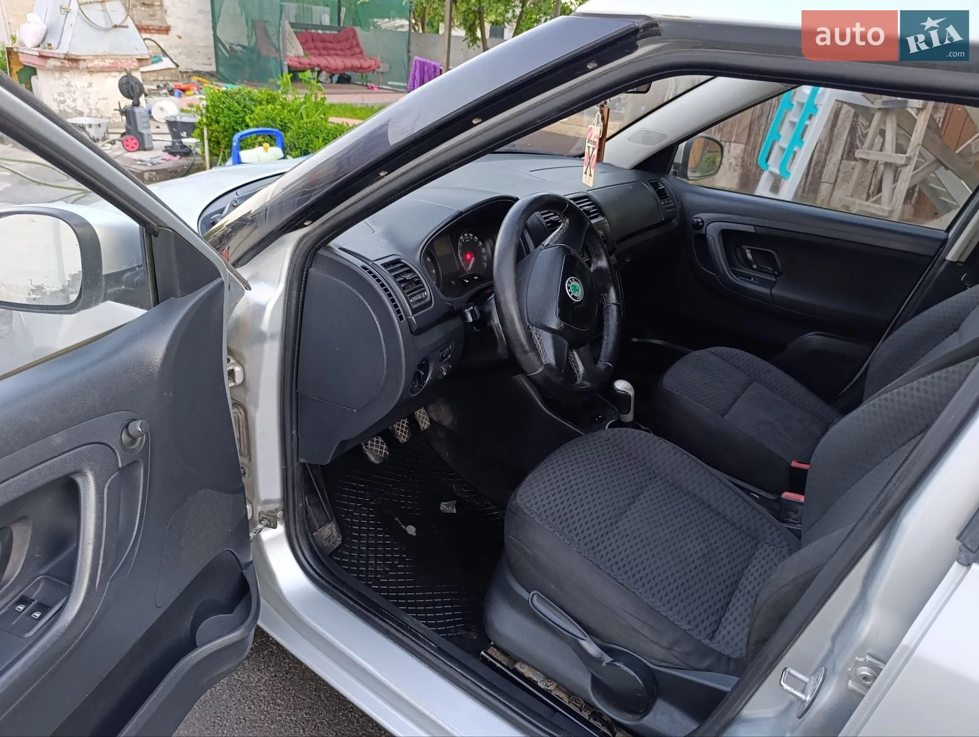 2012 Skoda Fabia - мініатюра 5