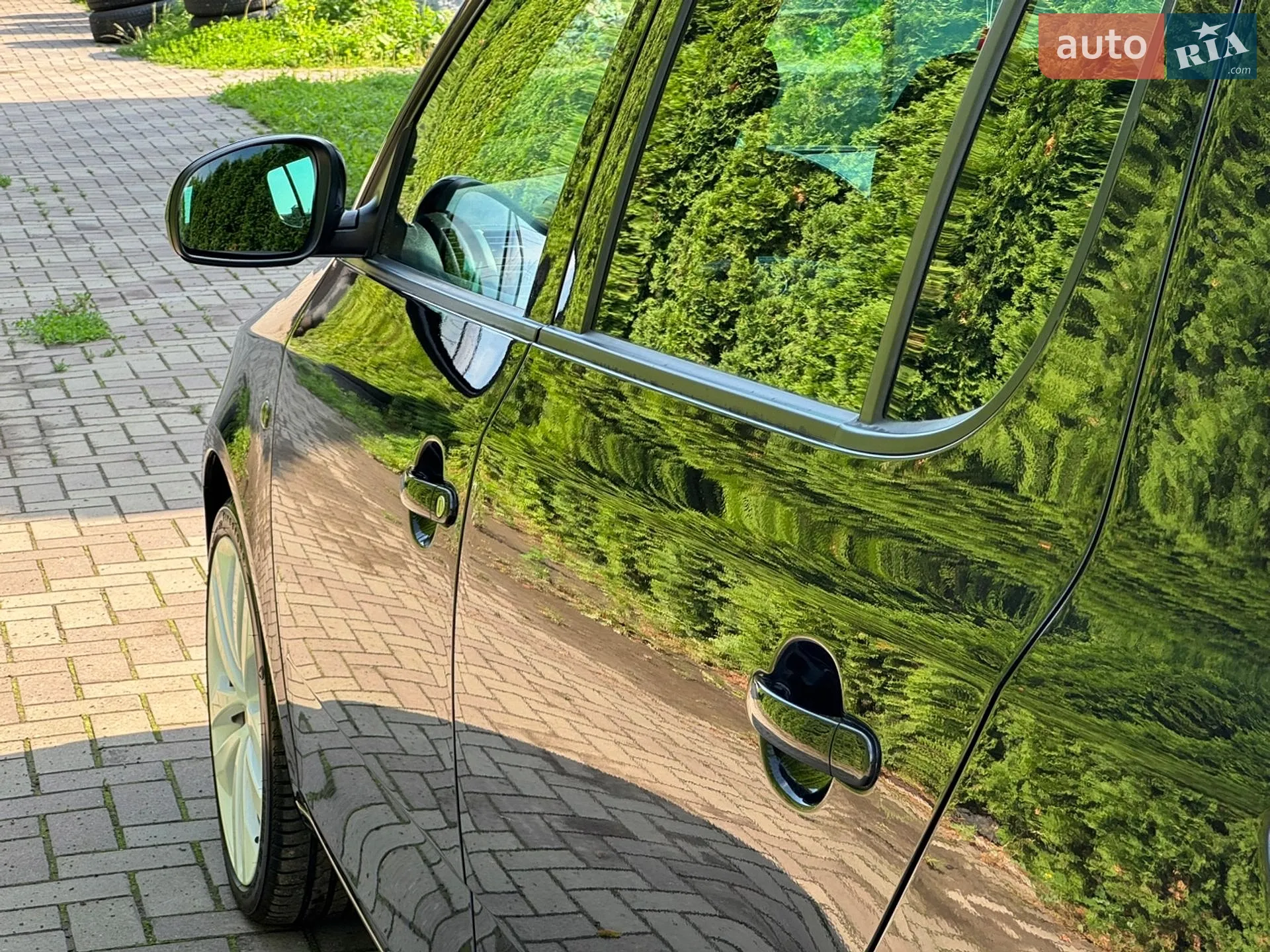 2010 Skoda Fabia - мініатюра 11