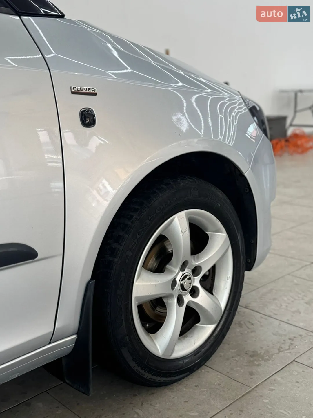 2011 Skoda Fabia - мініатюра 17