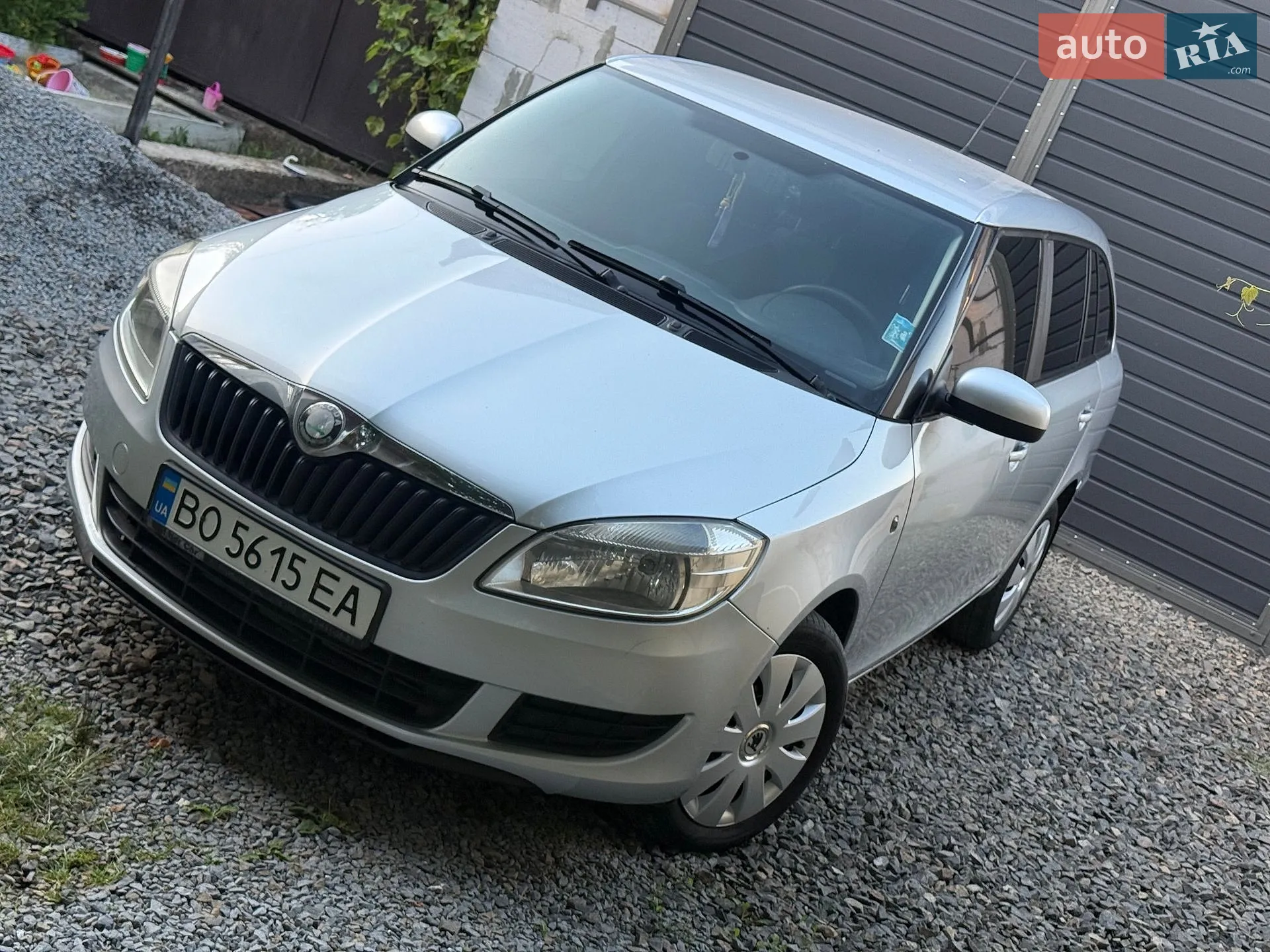 2010 Skoda Fabia - мініатюра 7