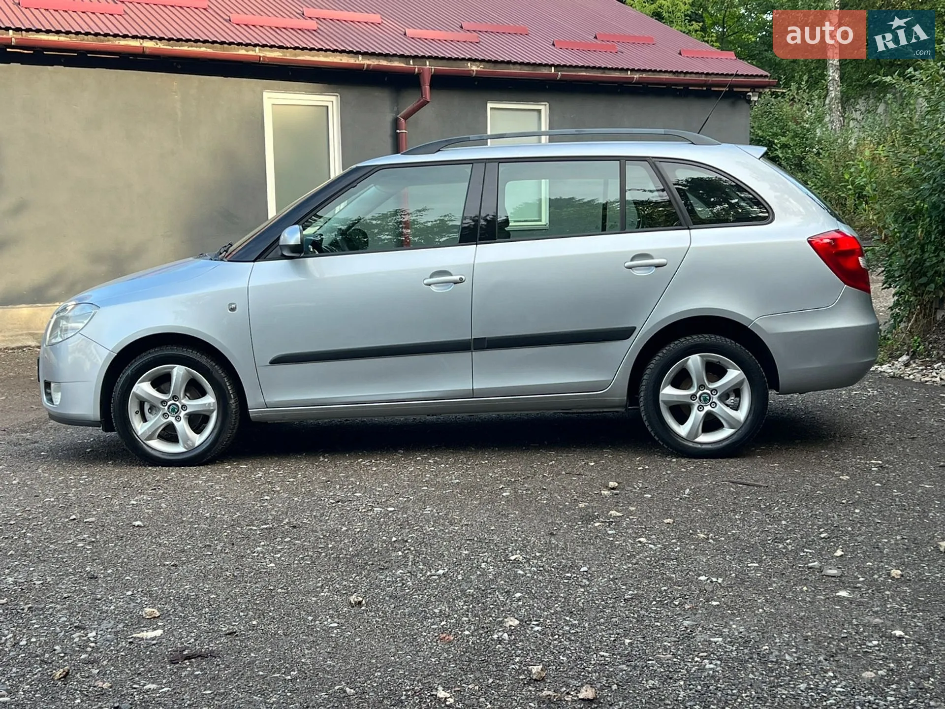 2010 Skoda Fabia - мініатюра 14
