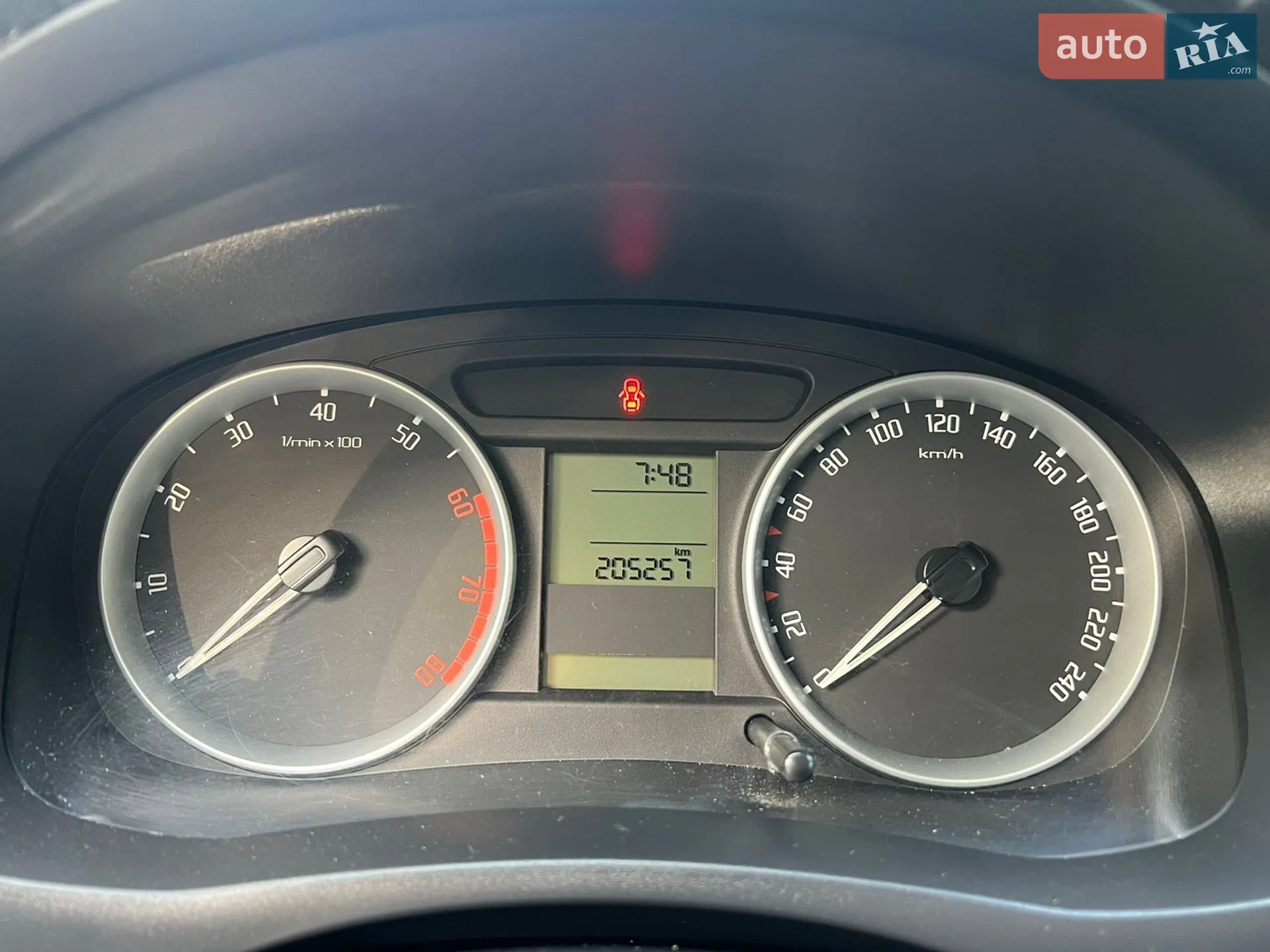 2010 Skoda Fabia - мініатюра 46