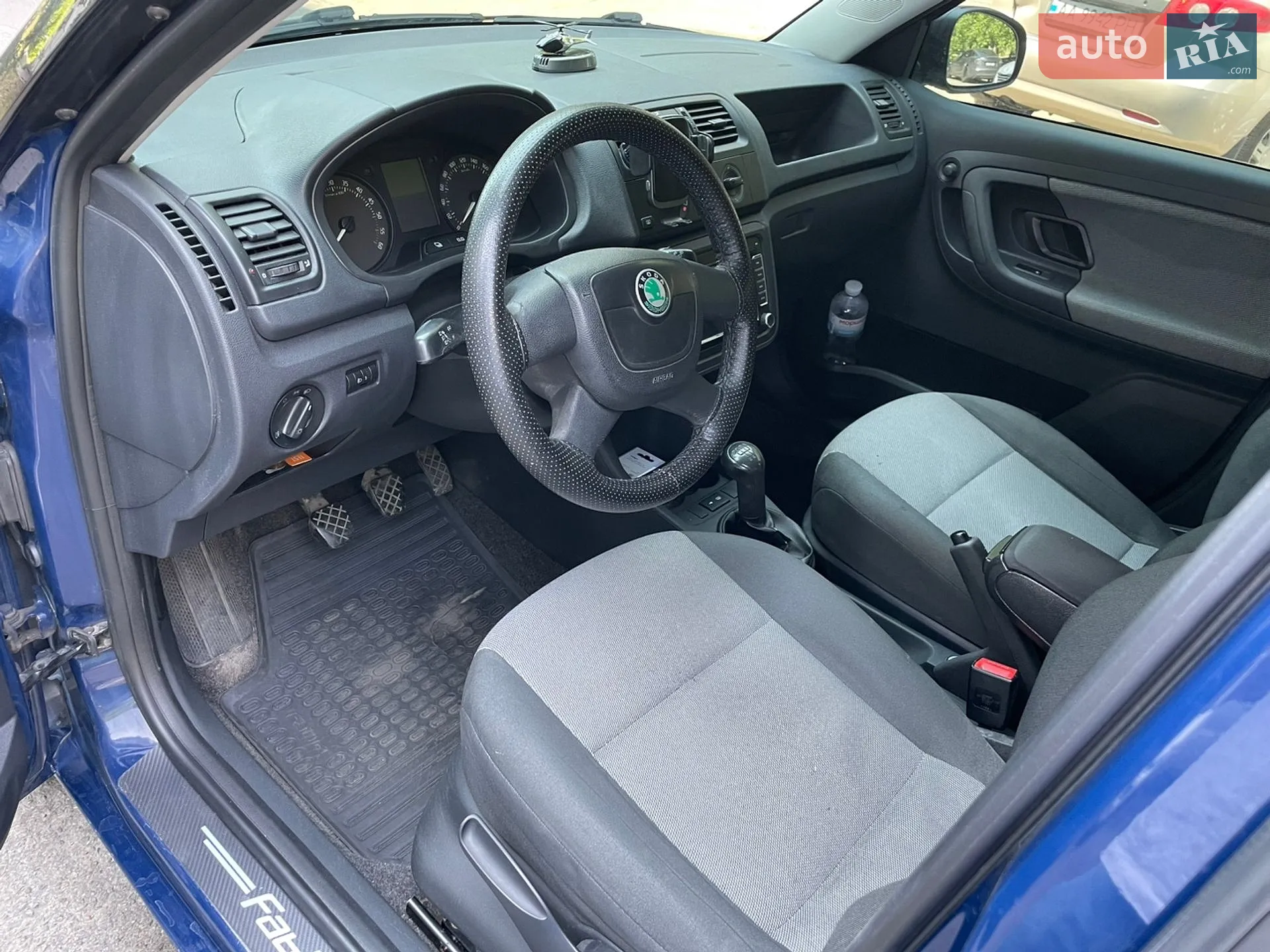 2011 Skoda Fabia - мініатюра 7