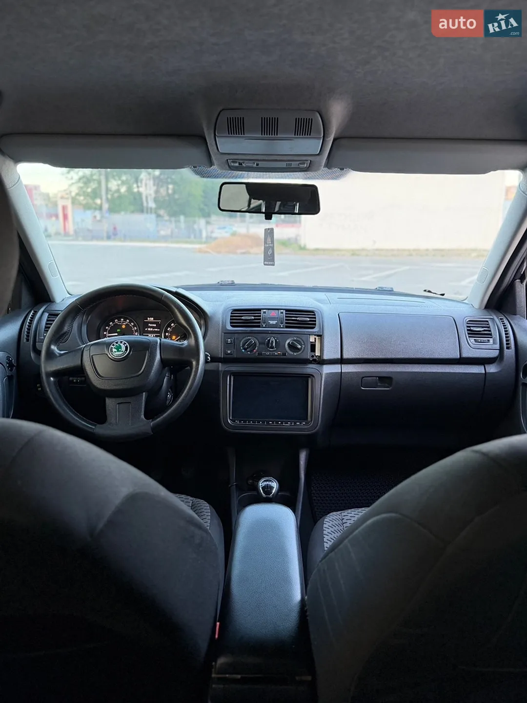 2010 Skoda Fabia - мініатюра 18