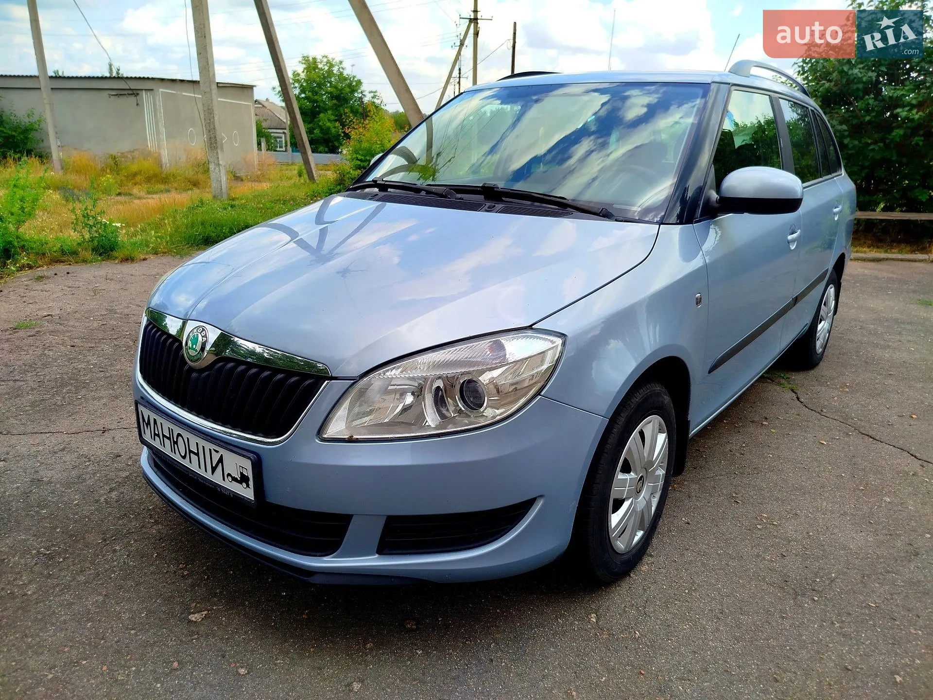 2010 Skoda Fabia - мініатюра 3