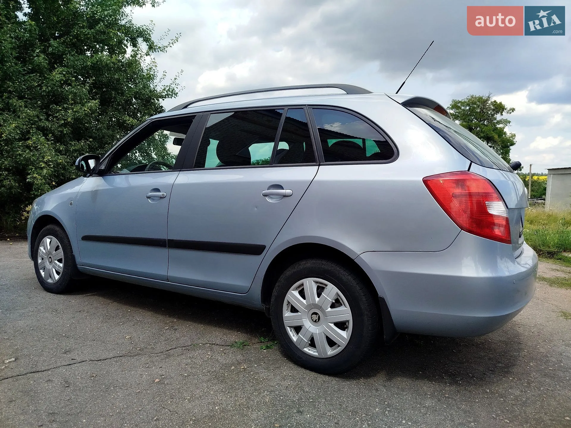 2010 Skoda Fabia - мініатюра 10
