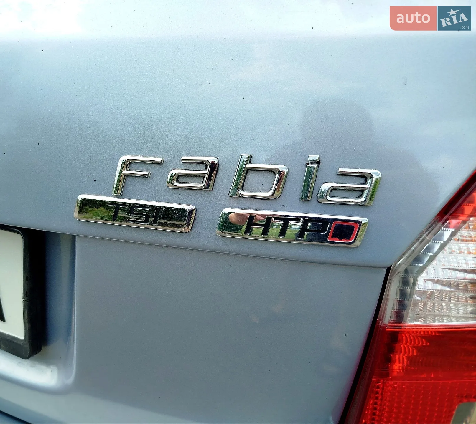 2010 Skoda Fabia - мініатюра 27