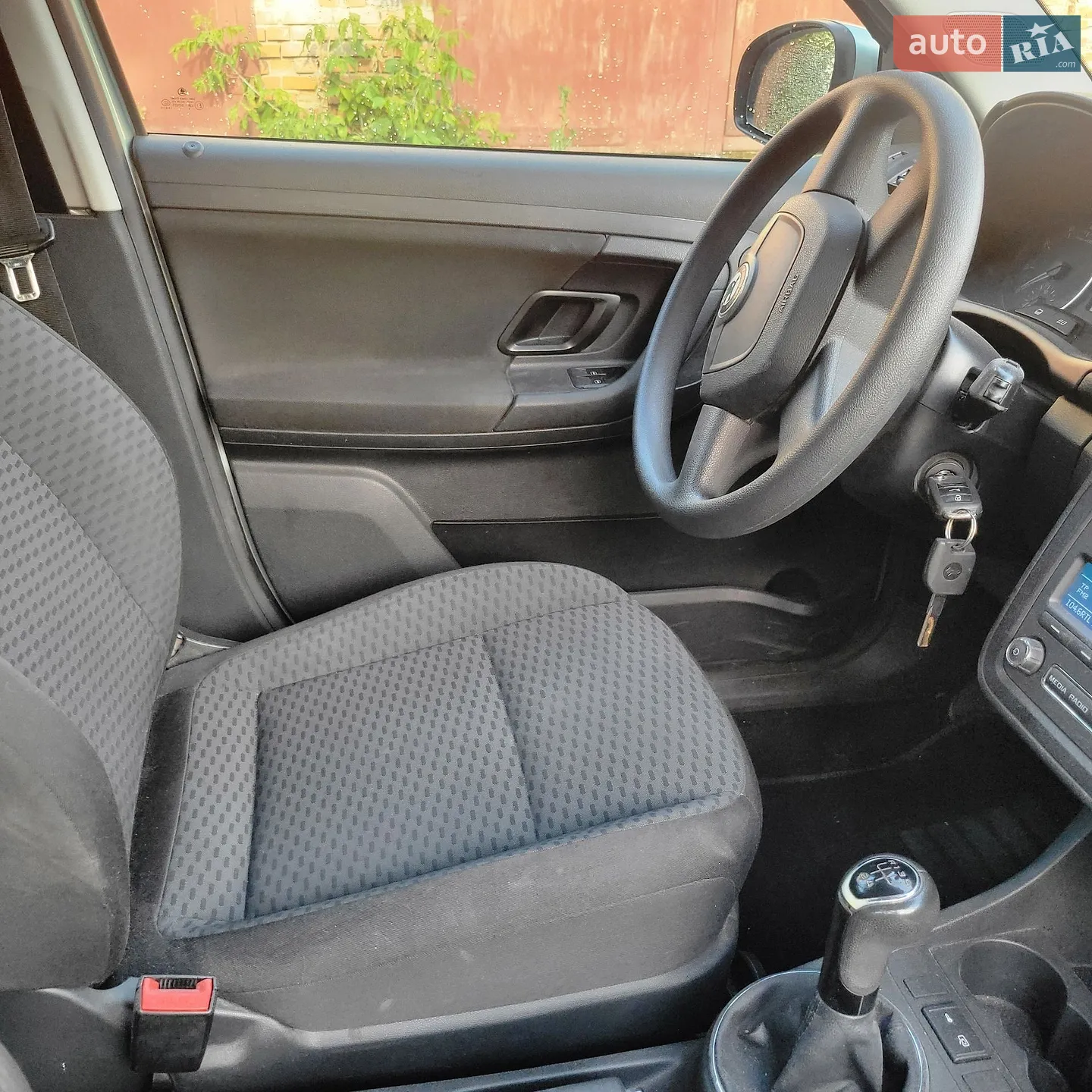 2010 Skoda Fabia - мініатюра 7