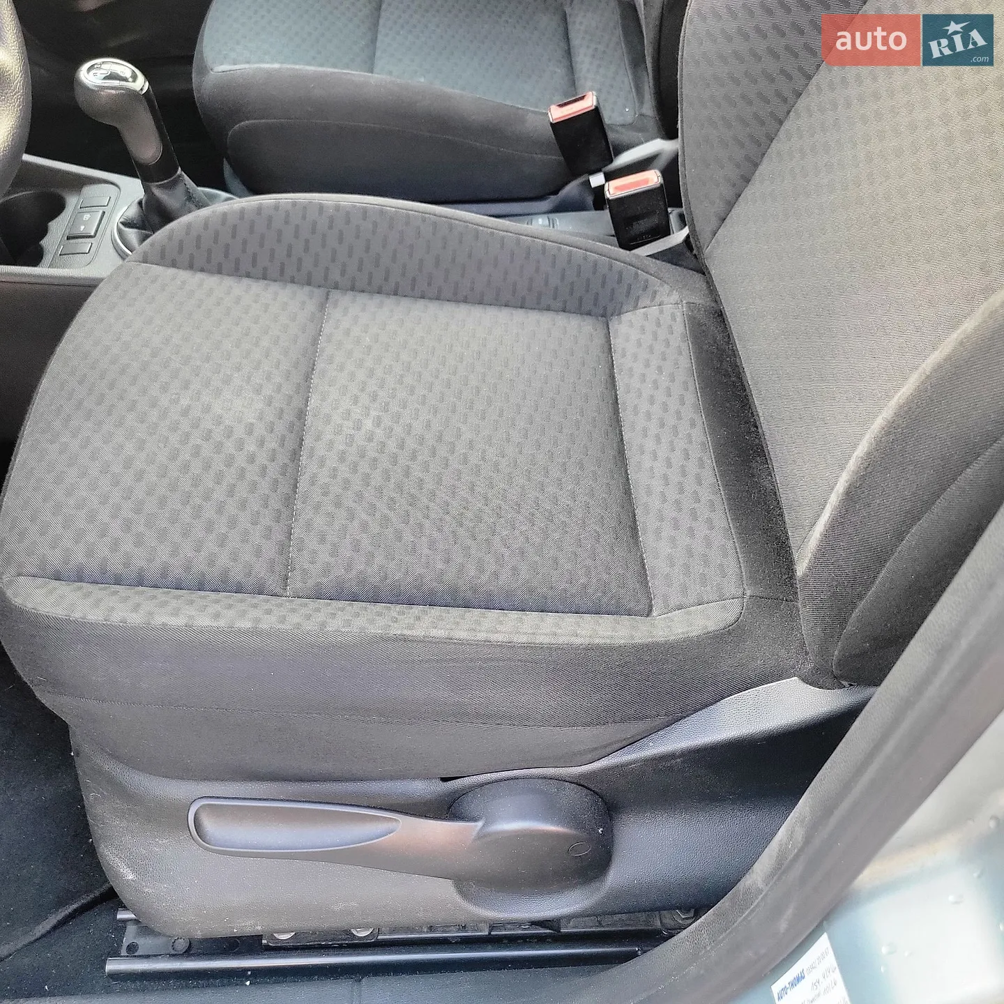 2010 Skoda Fabia - мініатюра 13