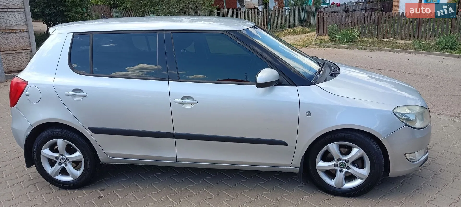 2010 Skoda Fabia - мініатюра 5