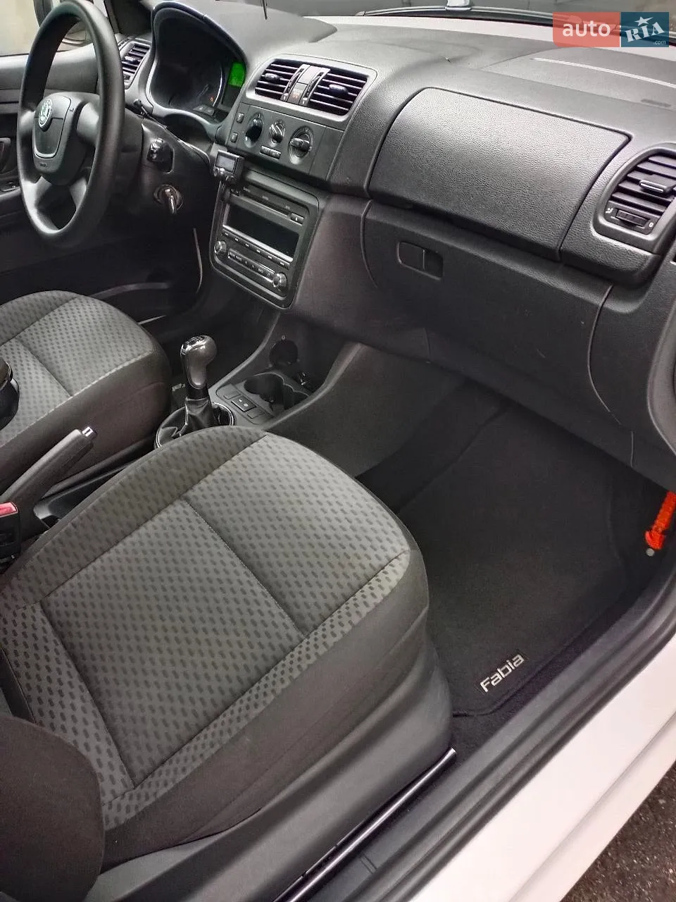 2011 Skoda Fabia - мініатюра 35