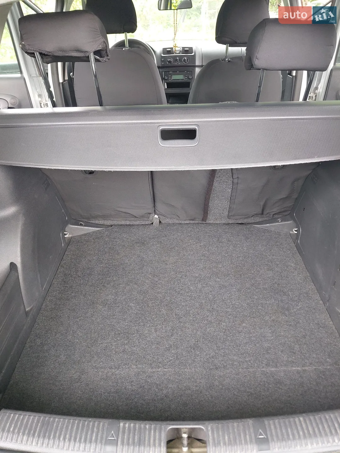 2010 Skoda Fabia - мініатюра 10