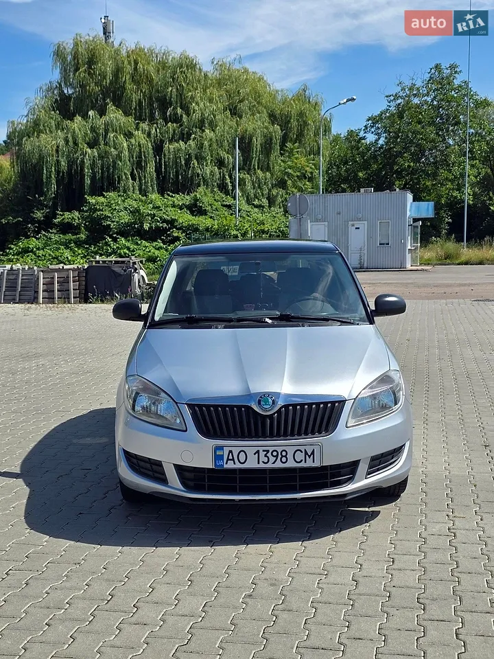 2011 Skoda Fabia - мініатюра 20
