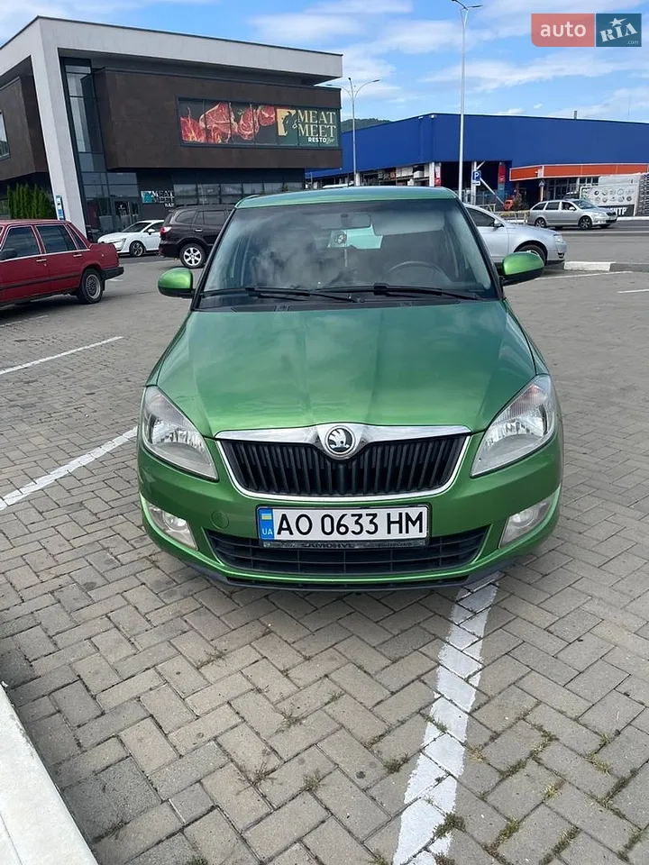 2011 Skoda Fabia - мініатюра 22