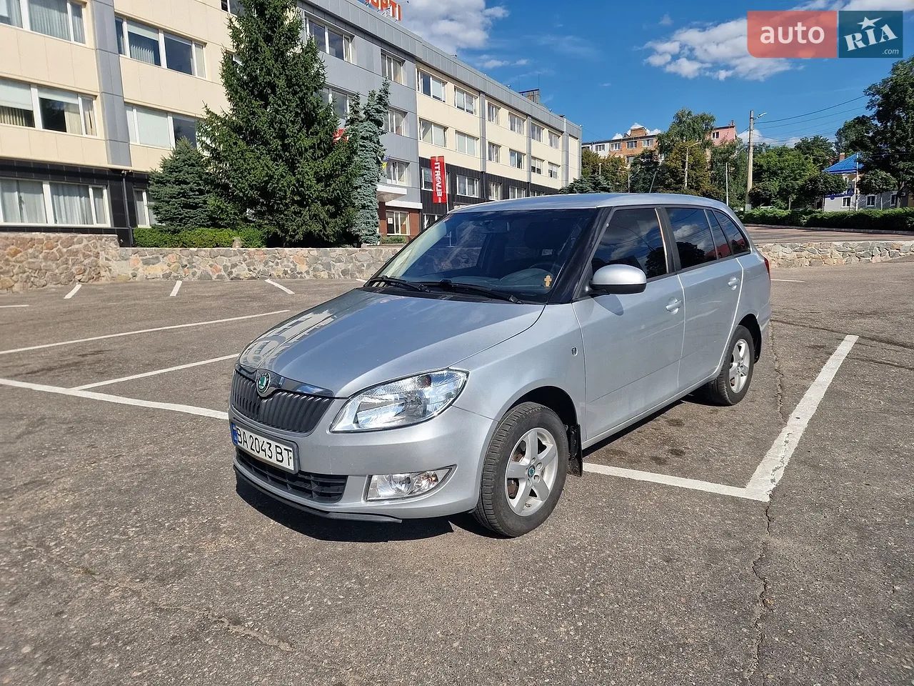 2011 Skoda Fabia - мініатюра 11