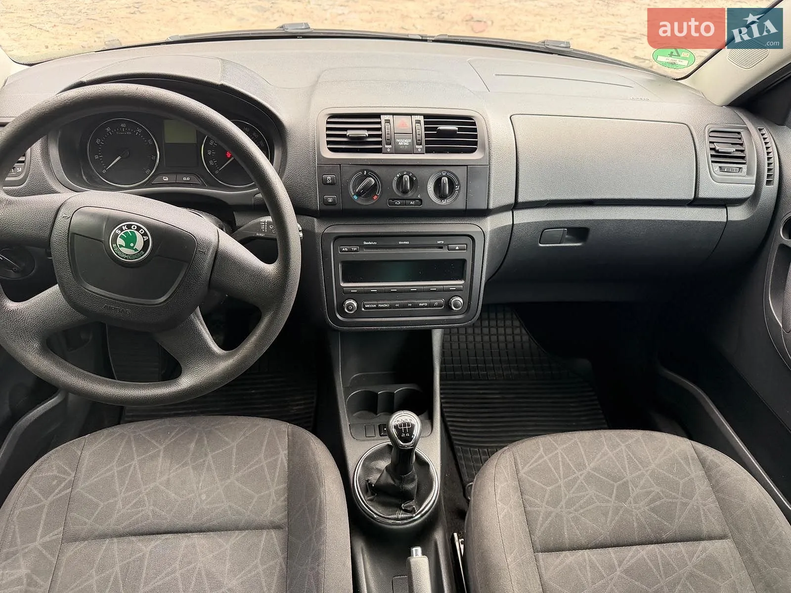 2011 Skoda Fabia - мініатюра 16
