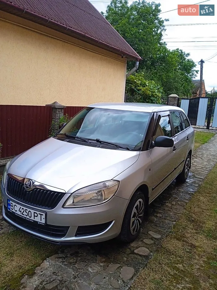 2014 Skoda Fabia - мініатюра 12