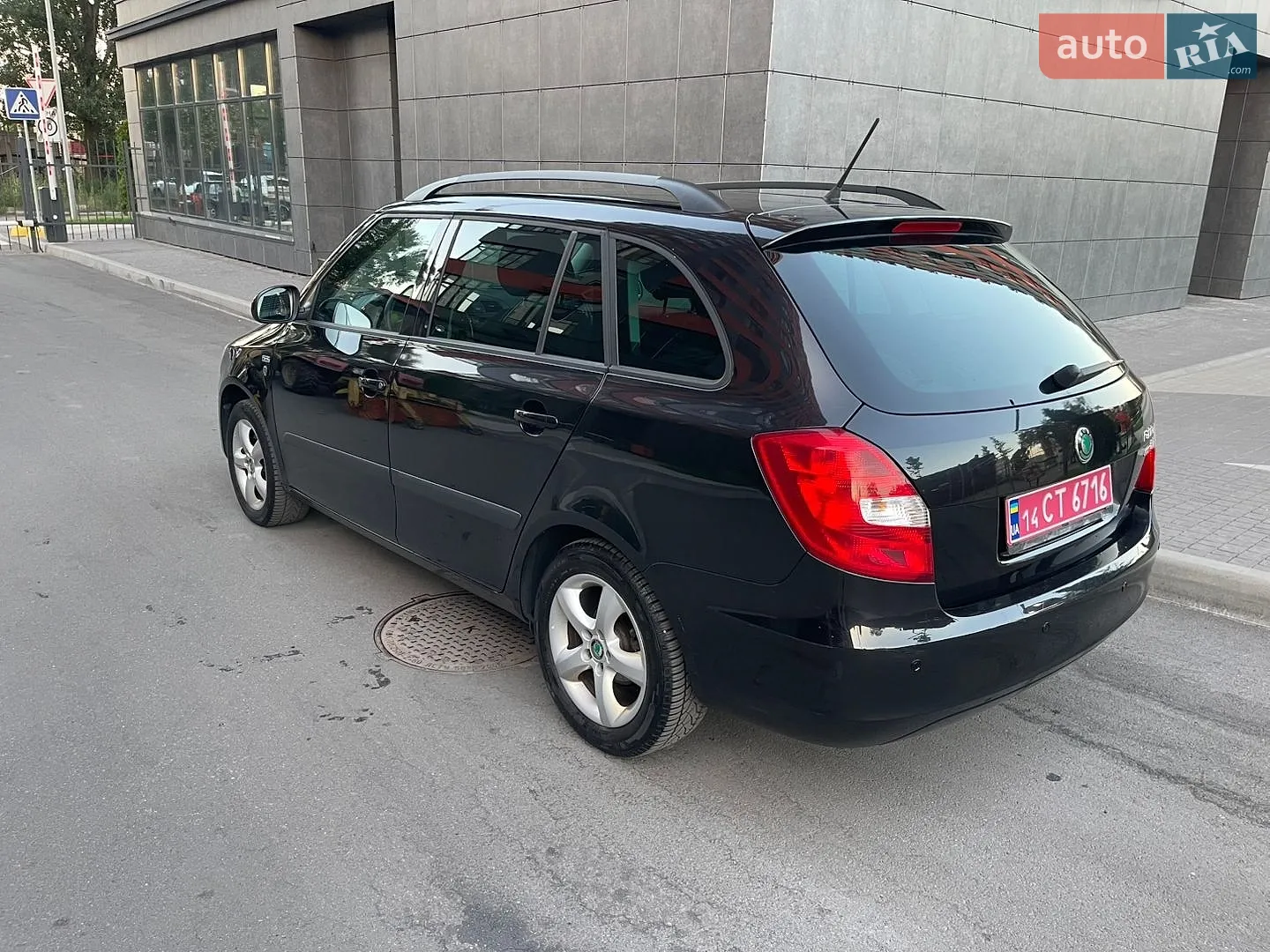 2011 Skoda Fabia - мініатюра 9