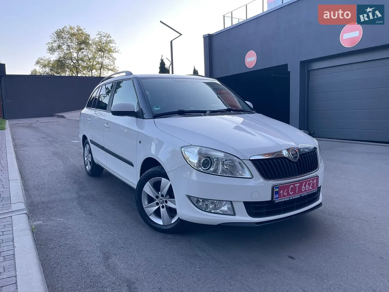 2011 Skoda Fabia - мініатюра 49