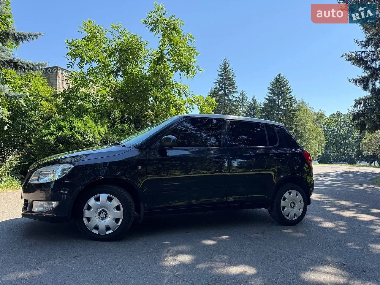 2011 Skoda Fabia - мініатюра 3