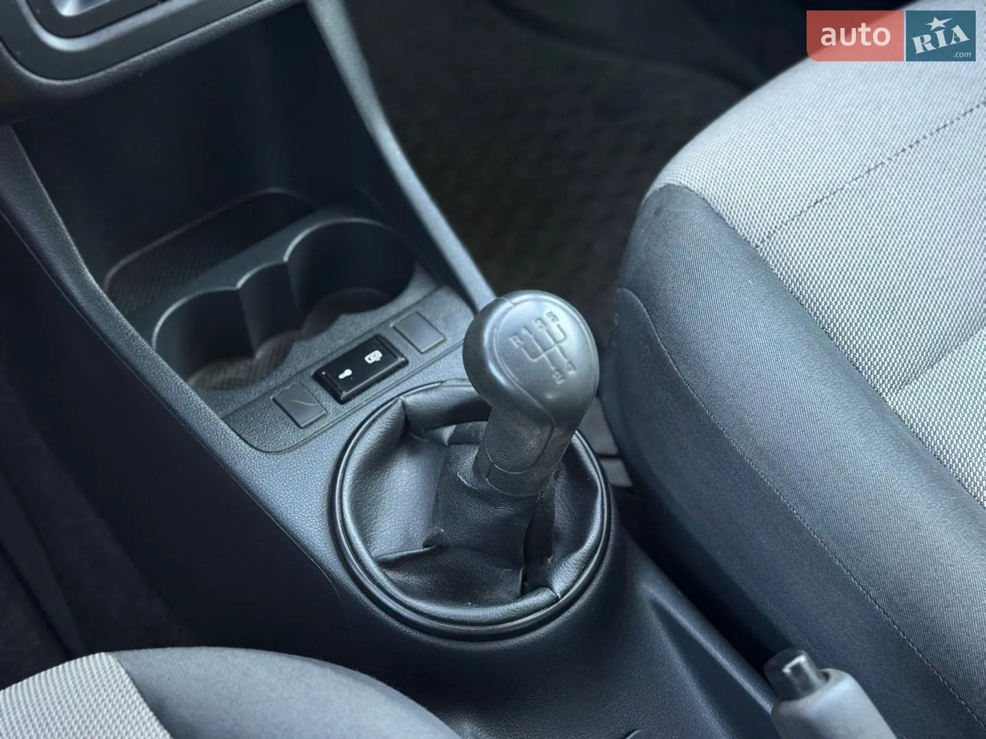 2012 Skoda Fabia - мініатюра 19