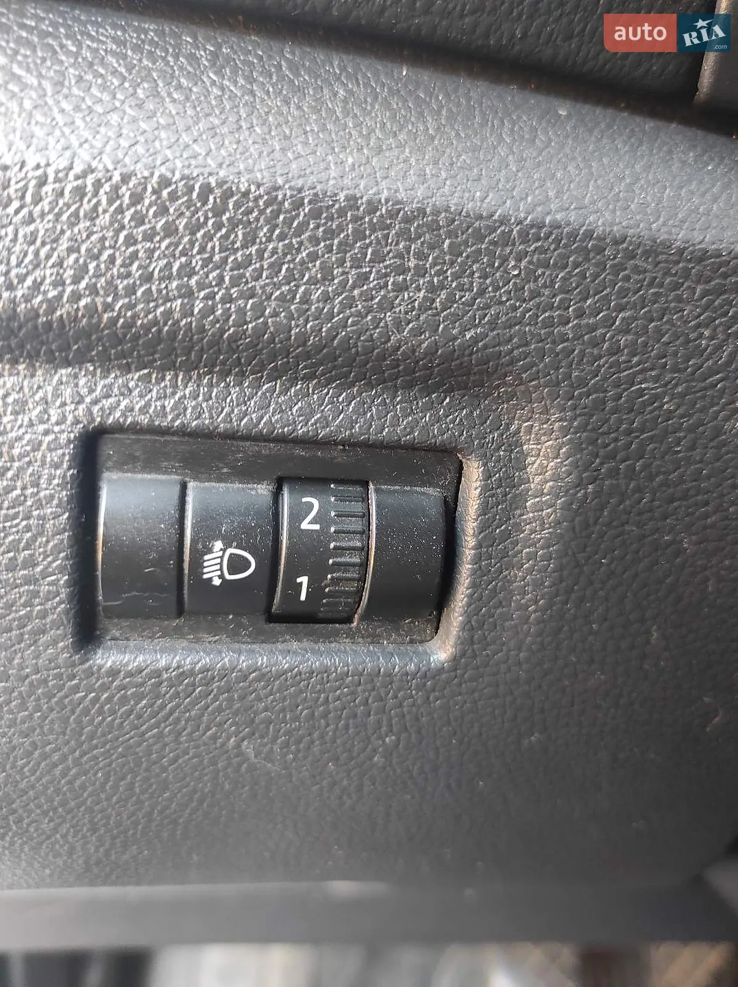 2010 Skoda Fabia - мініатюра 12