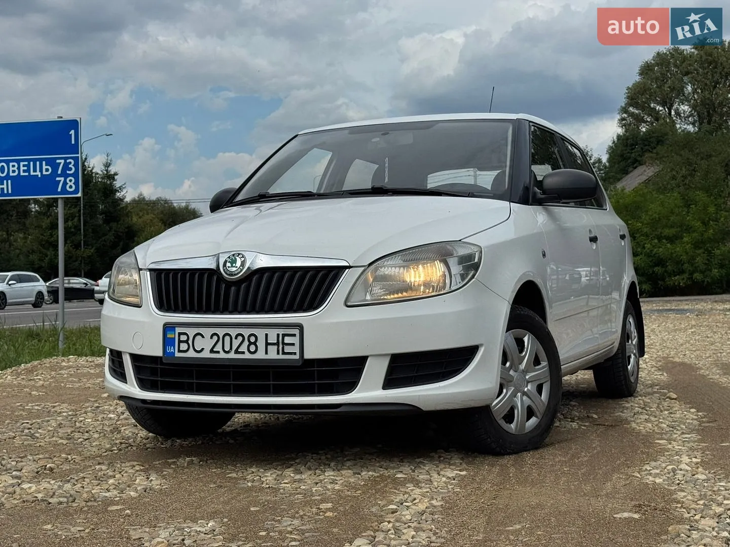 2012 Skoda Fabia - мініатюра 3