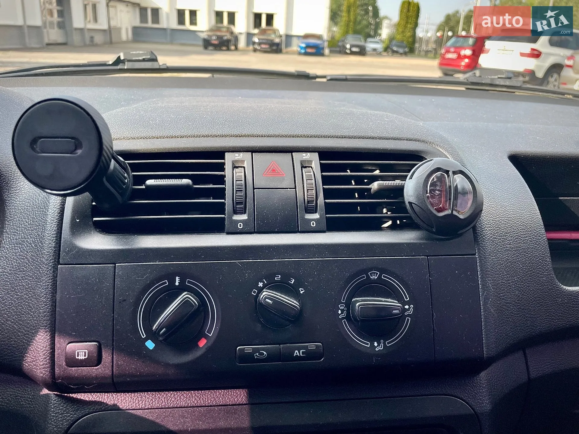 2012 Skoda Fabia - мініатюра 16