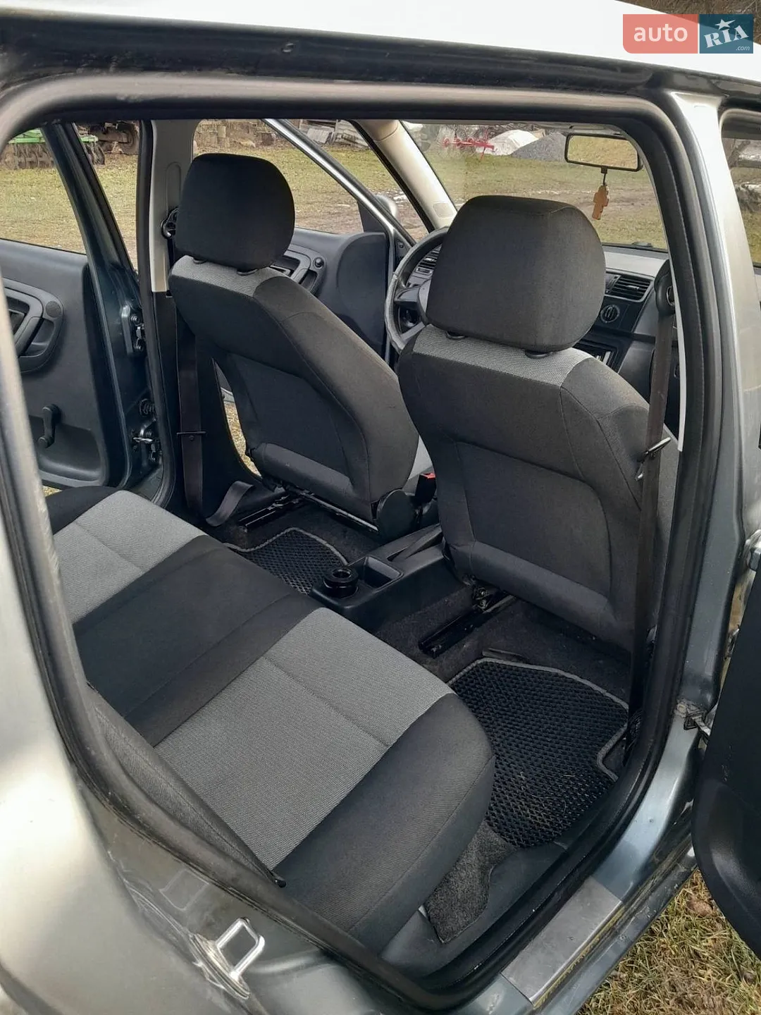 2013 Skoda Fabia - мініатюра 9