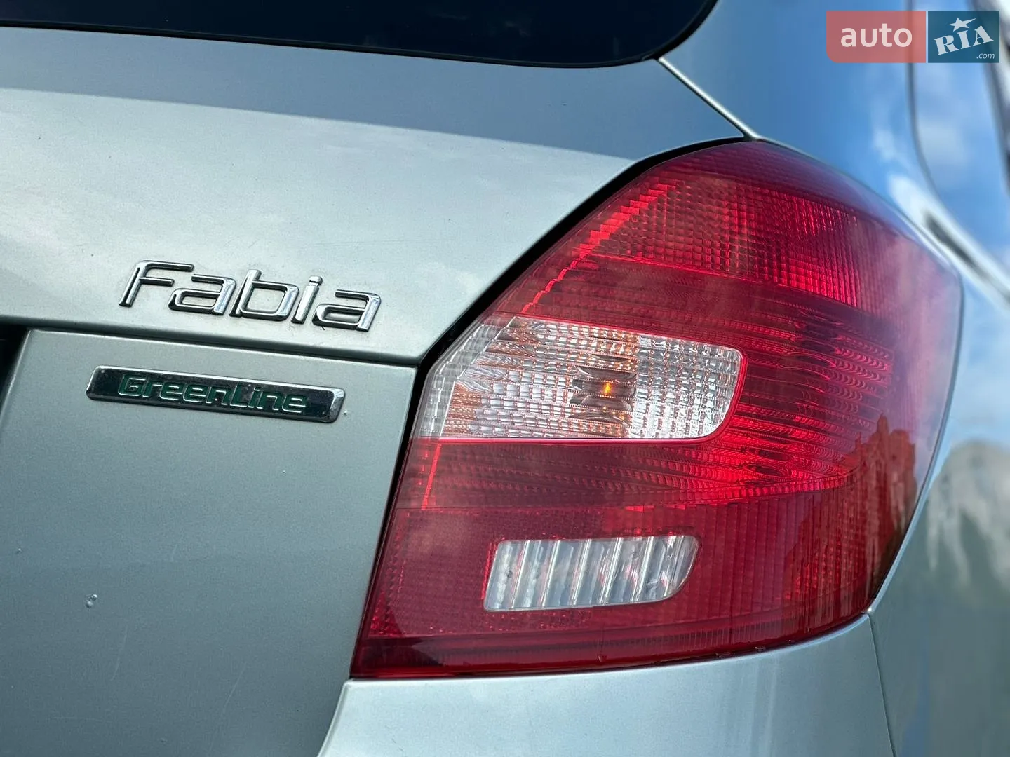 2011 Skoda Fabia - мініатюра 17