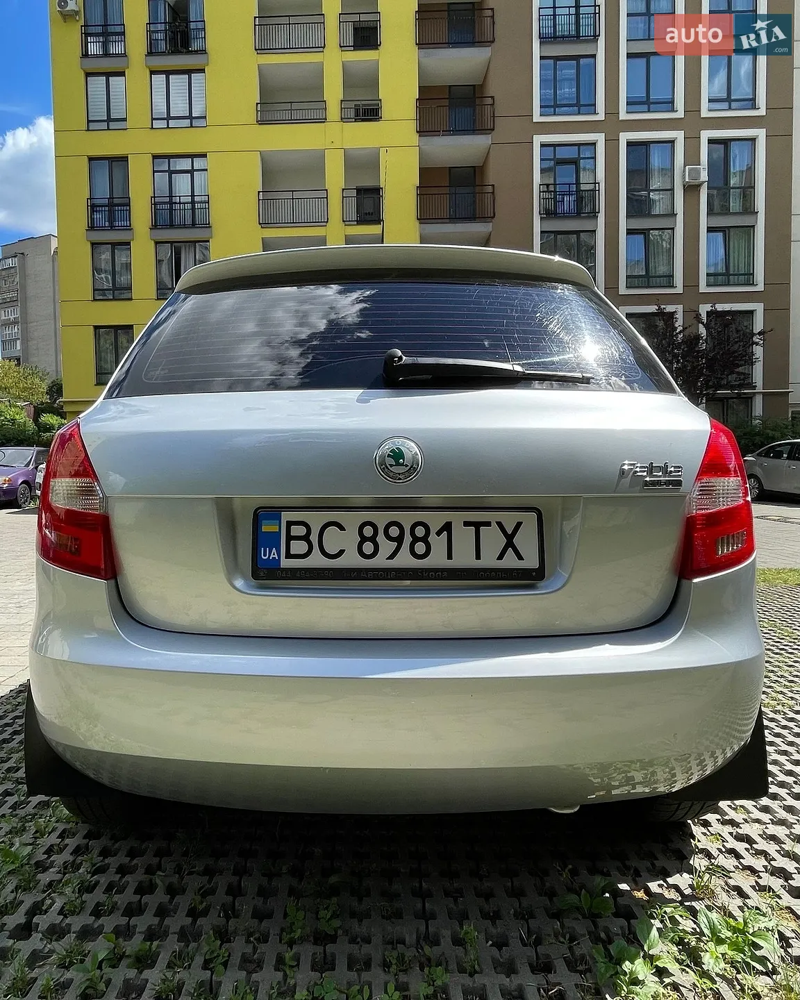 2010 Skoda Fabia - мініатюра 6