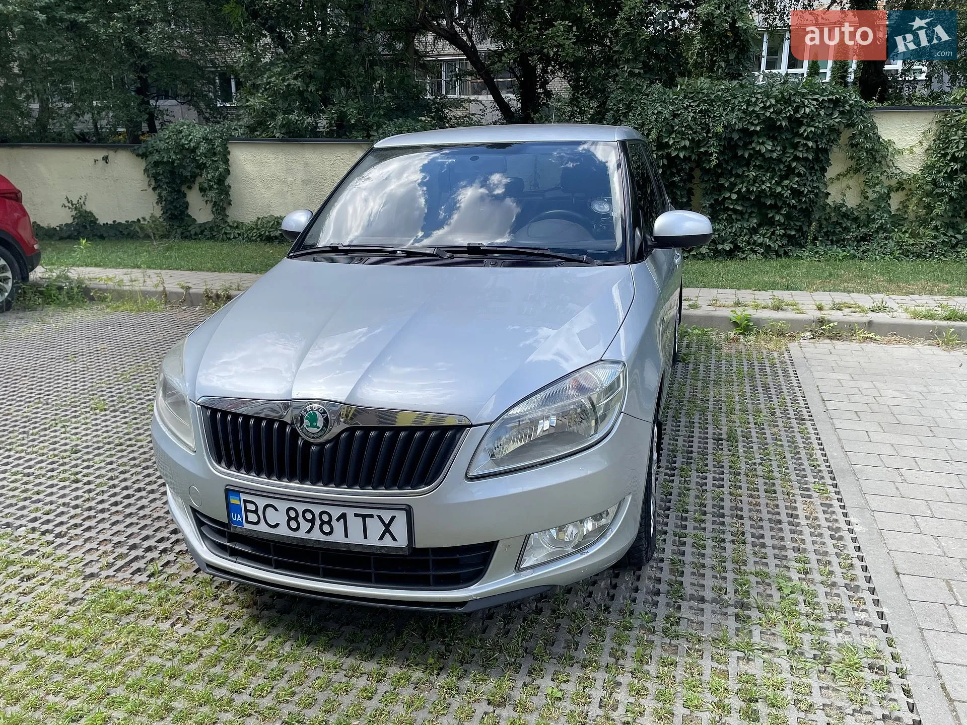 2010 Skoda Fabia - мініатюра 3