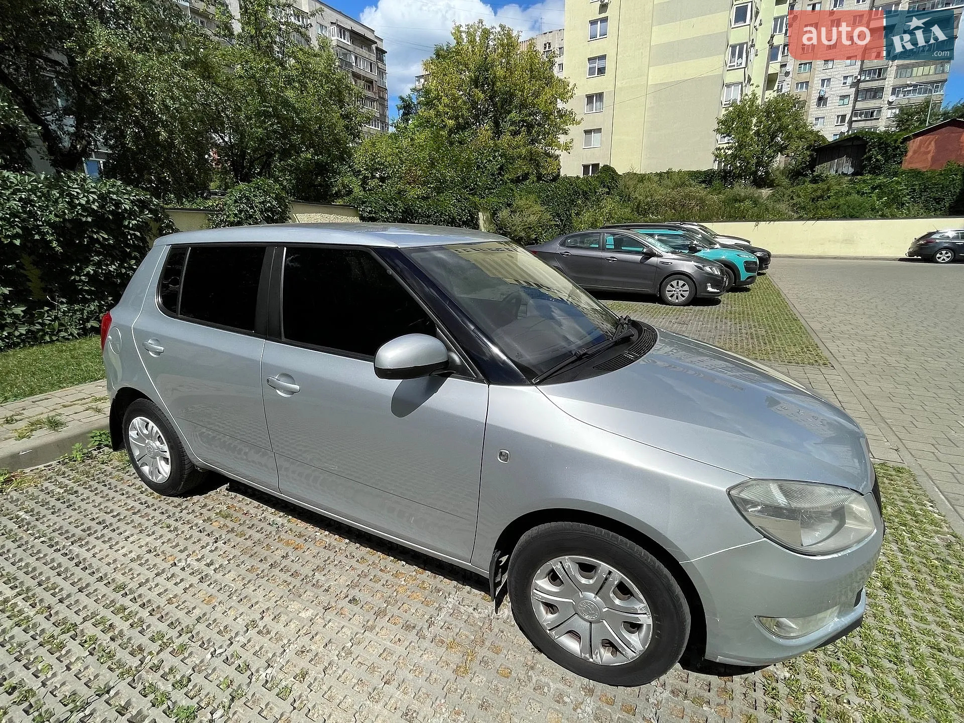2010 Skoda Fabia - мініатюра 9