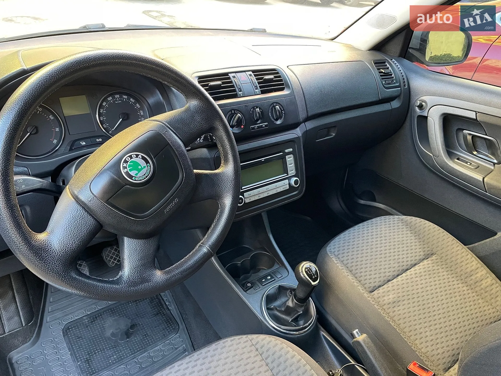 2010 Skoda Fabia - мініатюра 18