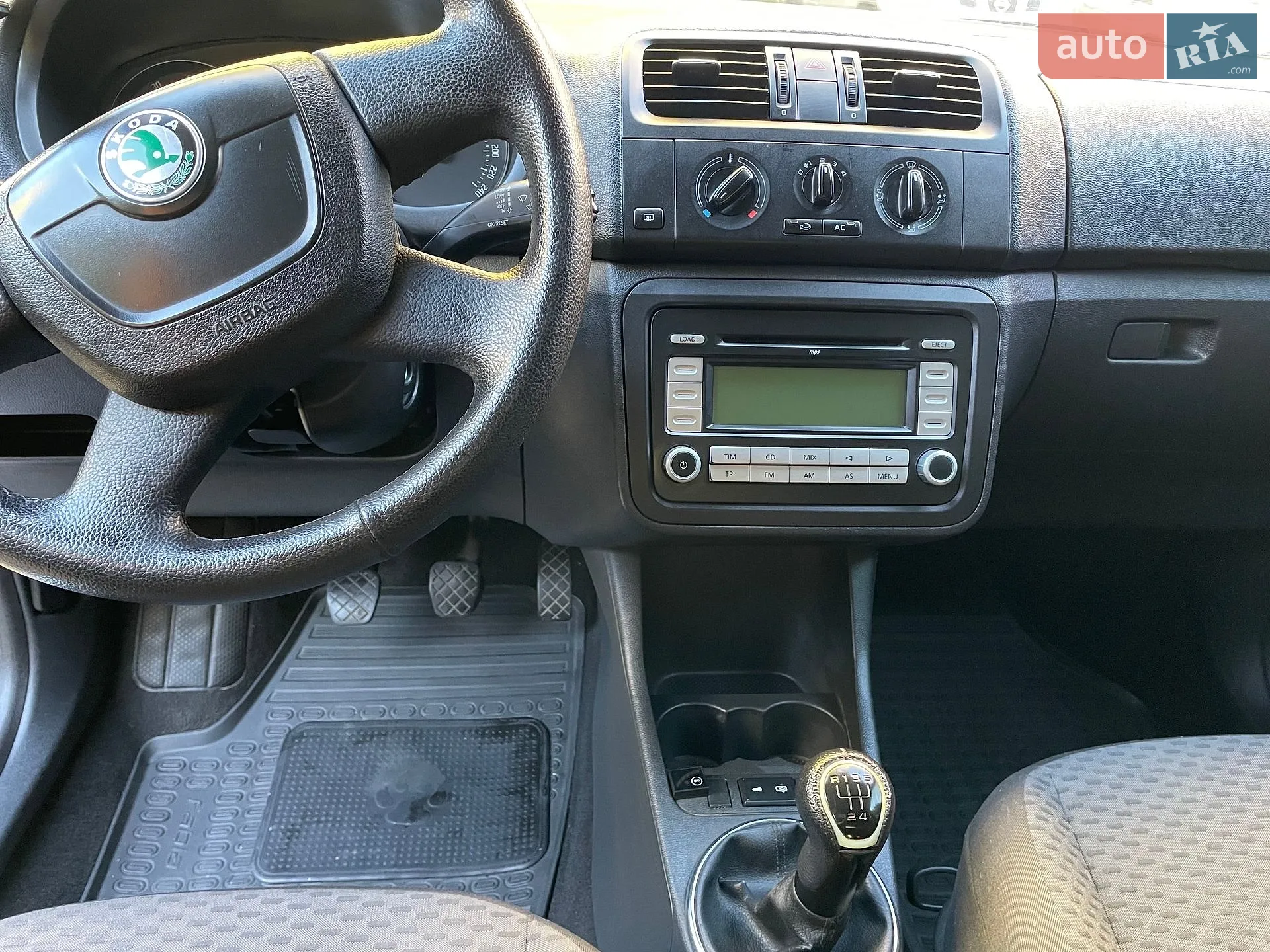 2010 Skoda Fabia - мініатюра 19