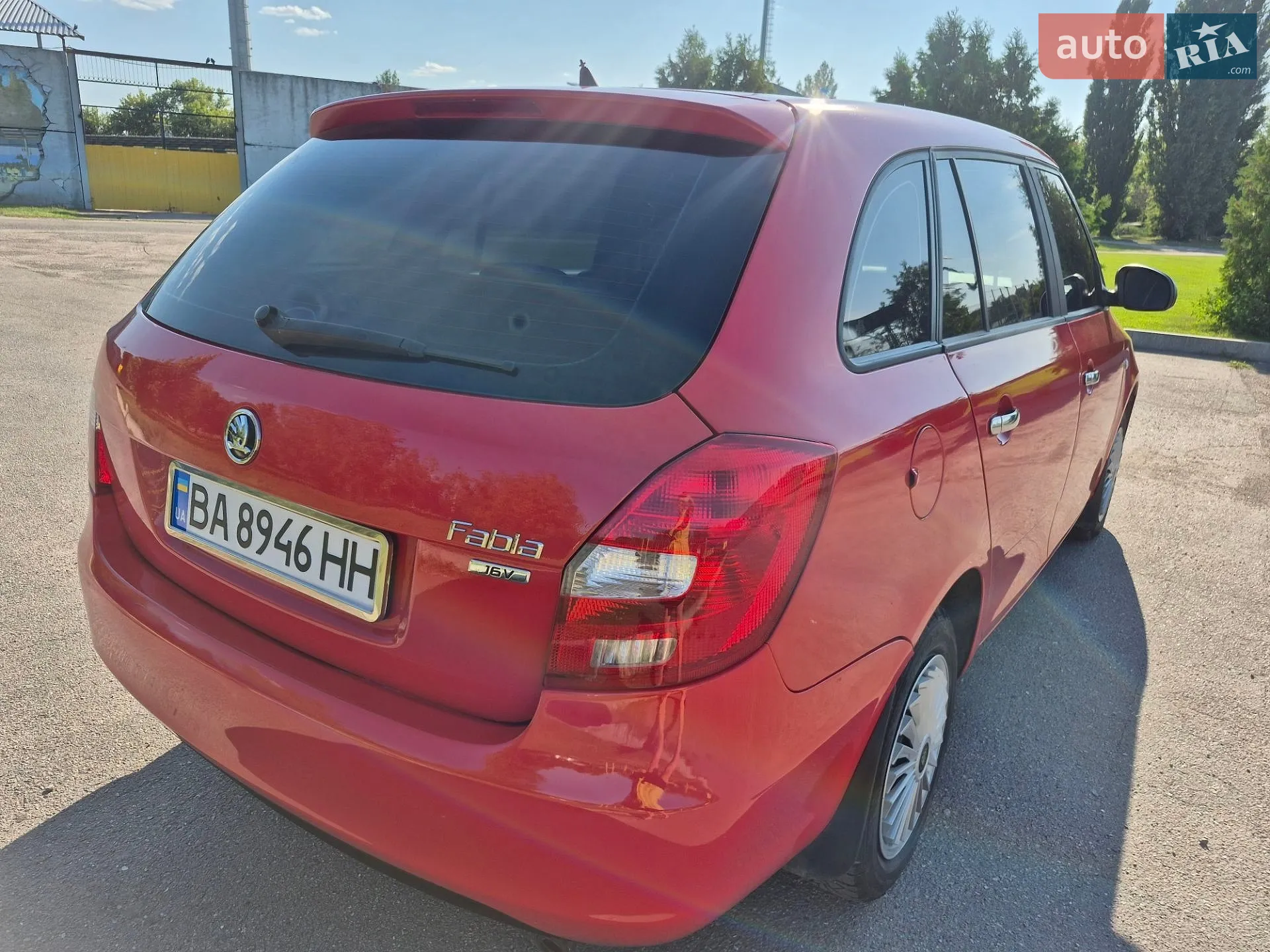 2011 Skoda Fabia - мініатюра 8