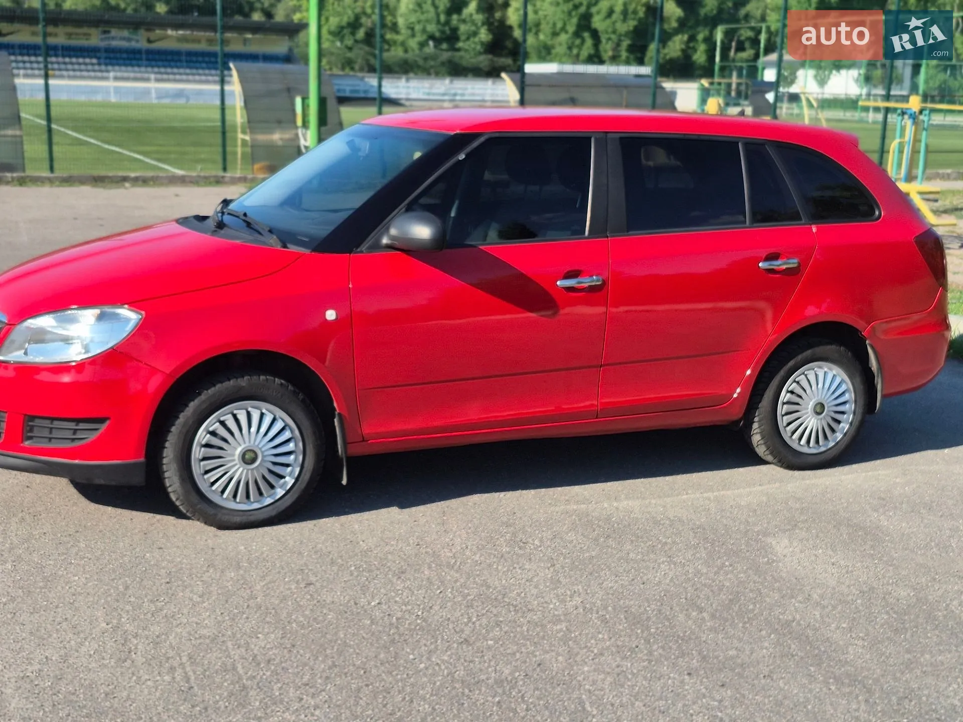 2011 Skoda Fabia - мініатюра 7