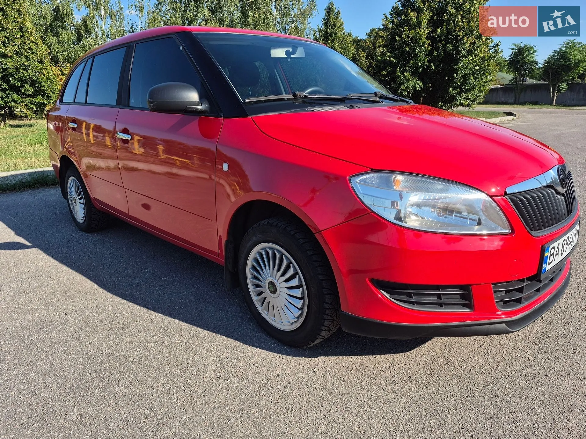 2011 Skoda Fabia - мініатюра 2
