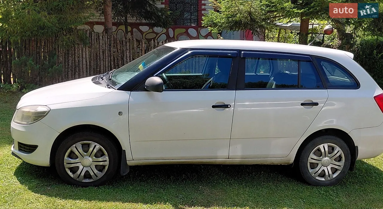2010 Skoda Fabia - мініатюра 17