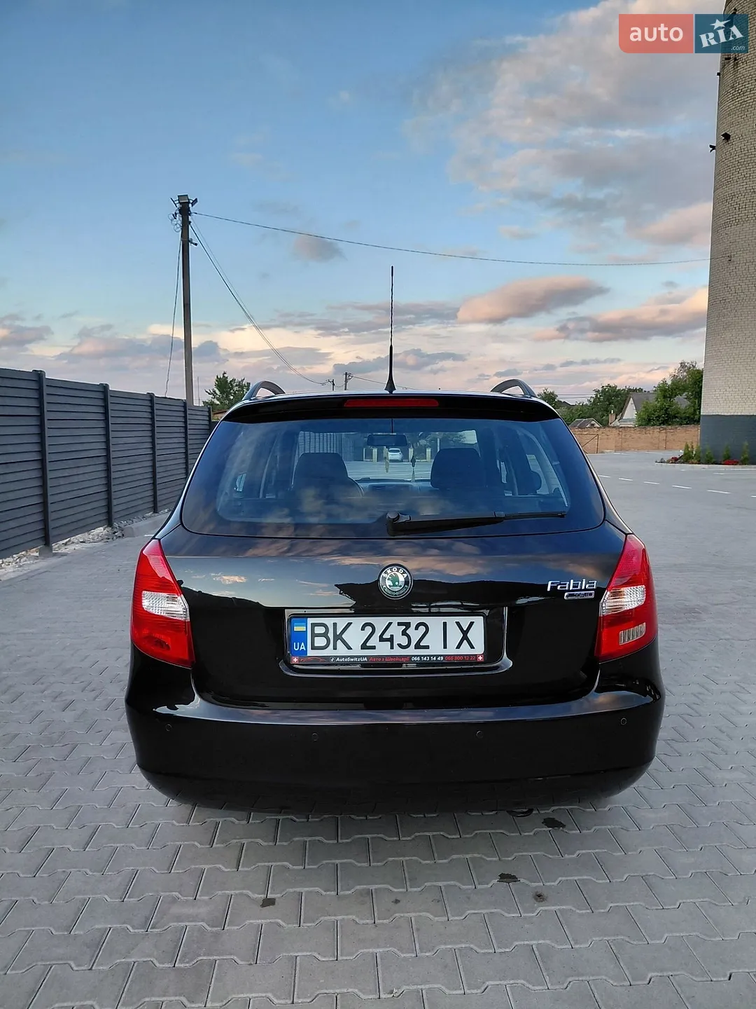 2010 Skoda Fabia - мініатюра 8