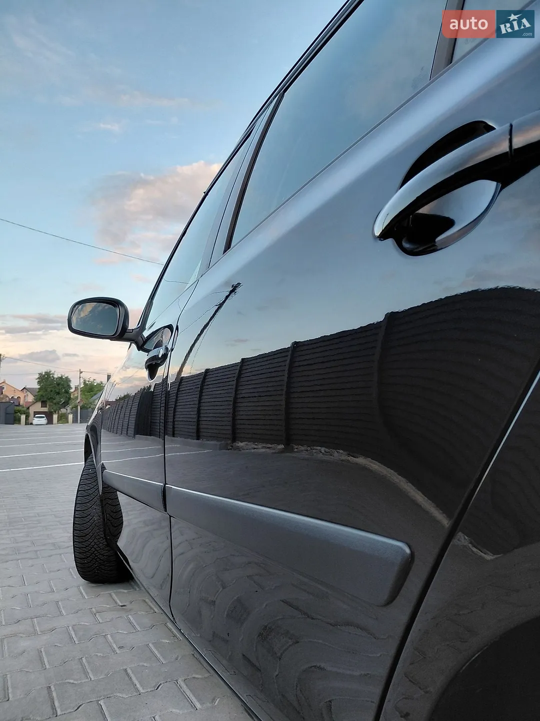 2010 Skoda Fabia - мініатюра 3