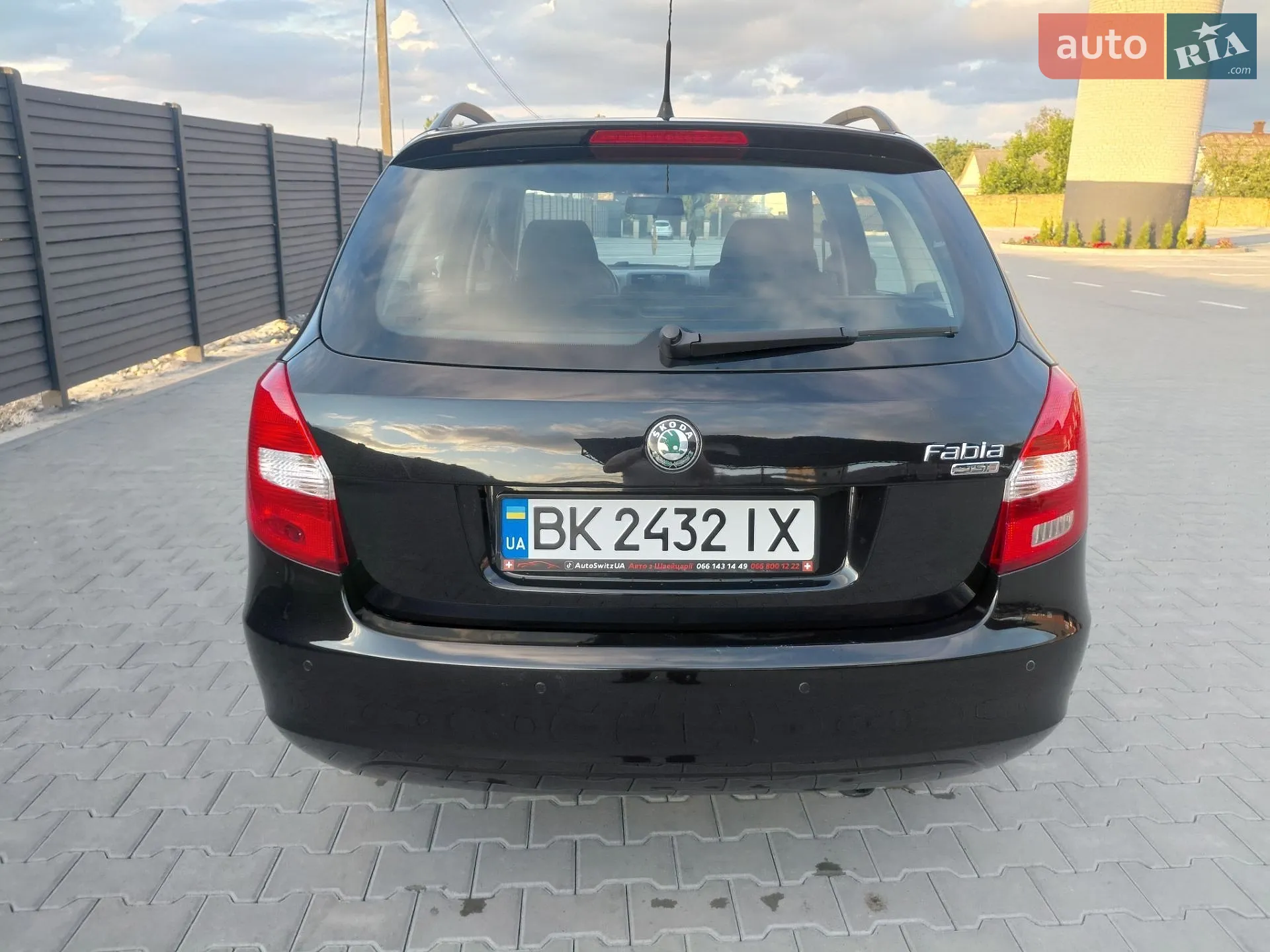 2010 Skoda Fabia - мініатюра 13